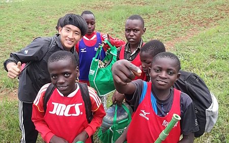 非公開: 【アフリカで大学生が企画】ケニアのサッカー少年たちのゴミ拾いイベント開催レポートの画像